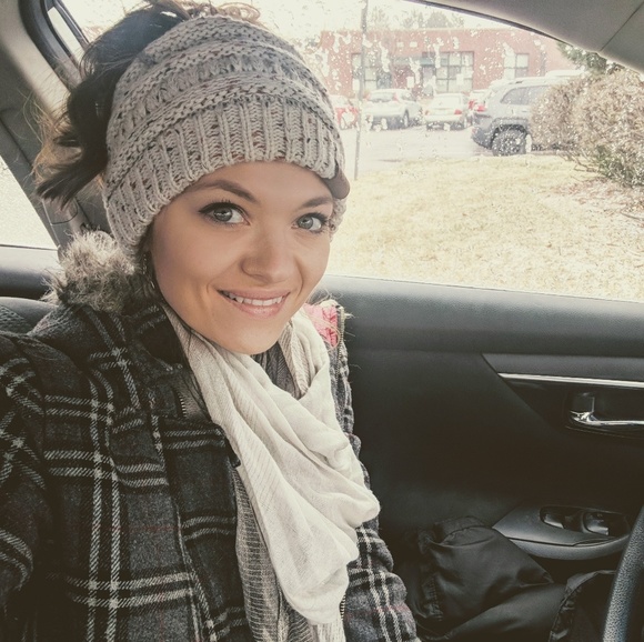 〰️Hello〰️ - Picture 5 of 6